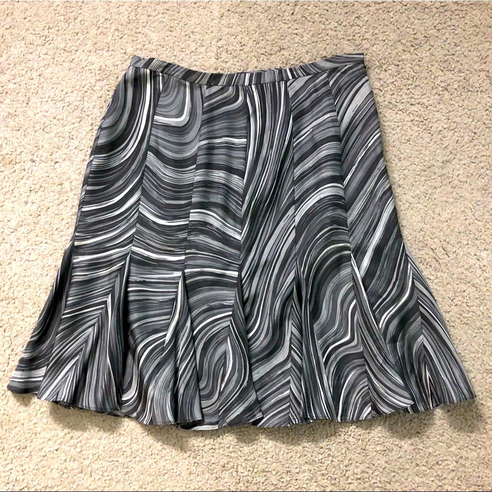 Calvin Klein 100% Silk Skirt Sz 8 Pleated Watercolour party casual flared